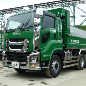 佐久砕石場　新ダンプ　納車