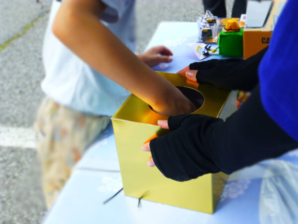 第３回まるフェスの竹花組ブースにてクジチャレンジ