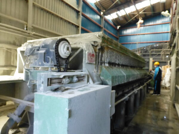 佐久砕石工場内見学。