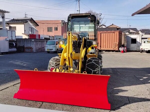 除雪用のホイールローダー