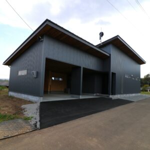 洗練された大人の隠れ家。佐久市に完成した新築T様邸の平屋を徹底解剖！