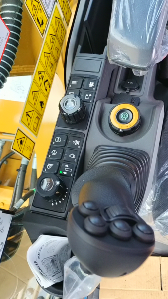 運転席の機能ボタンの画像